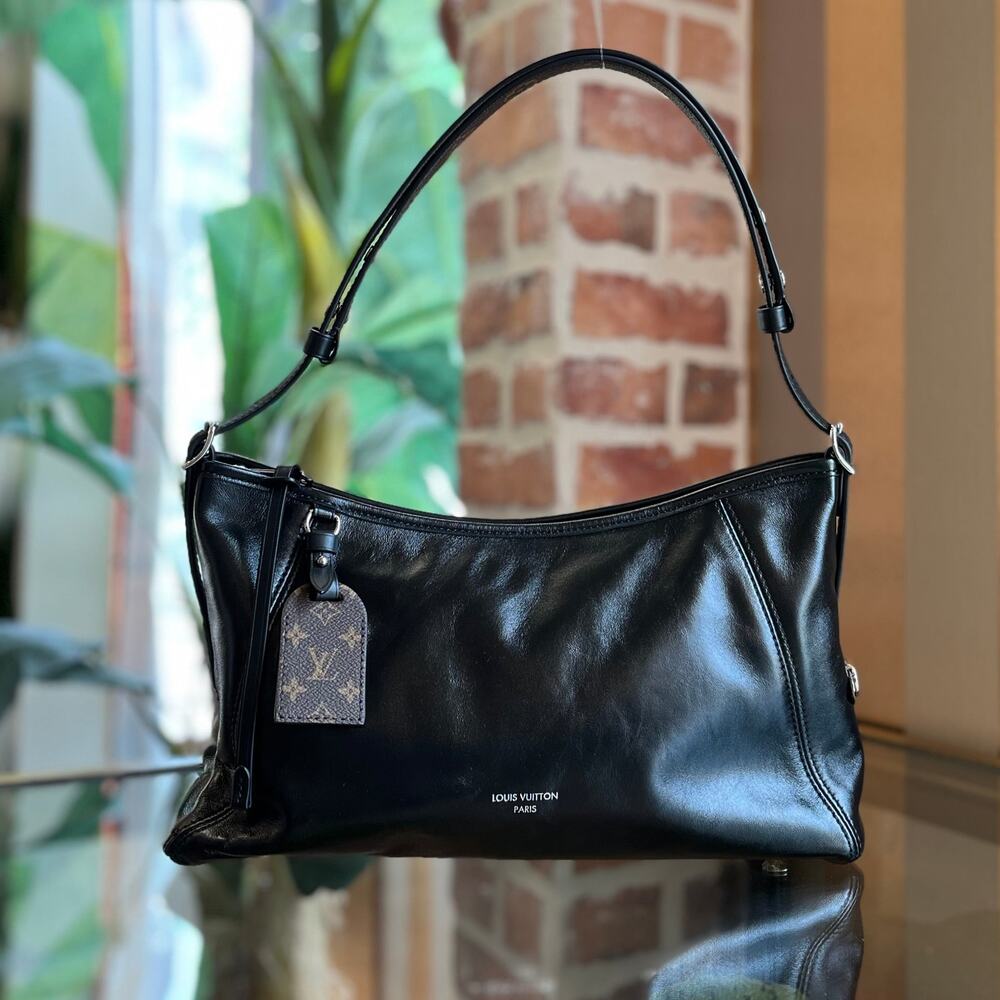 LOUIS VUITTON CarryAll Vibe East West BB Black Lambskin Leather Shoulder Bag
